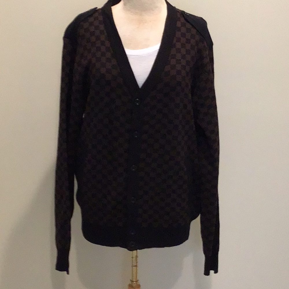 BP black/brown cardigan men’s sweater ribbed cuffs size L side pockets used